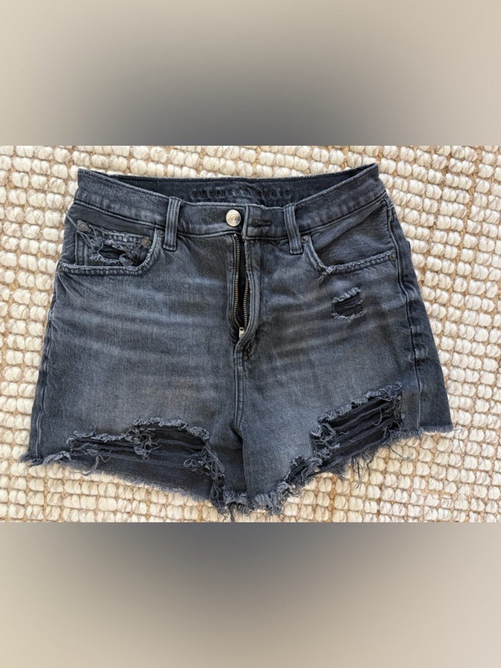 American Eagle Highest Rise 90s Boyfriend Shorts Size 2 Black Distressed